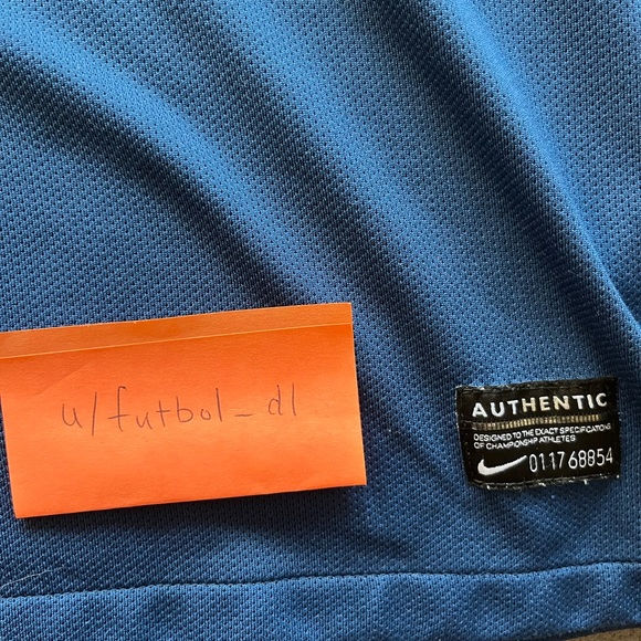 Nike France Home 2011 Kit/Jersey - Picture 9 of 9